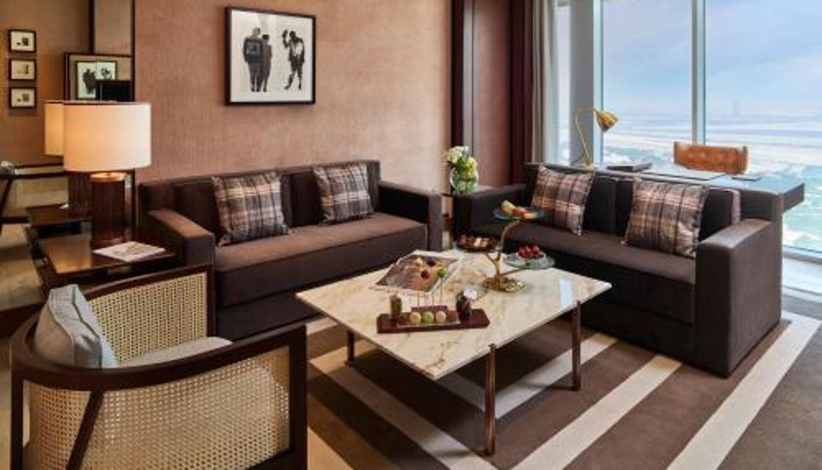 Suite - Waldorf Astoria Dubai International Financial Centre