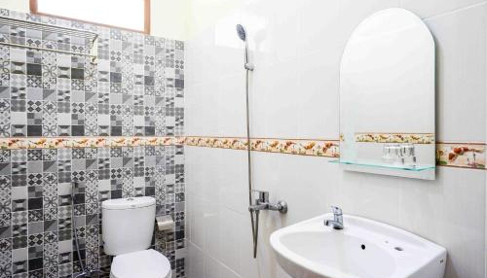 Bathroom - Roemah Beong Syariah at Desa Wisata Kembanglimus Mitra RedDoorz