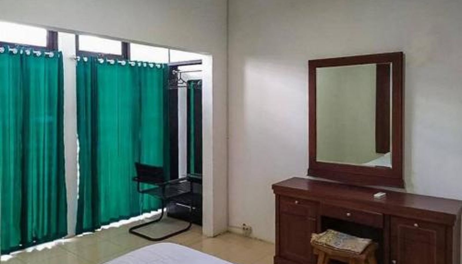 Zimmer - Graha HT Sumantri Mitra RedDoorz