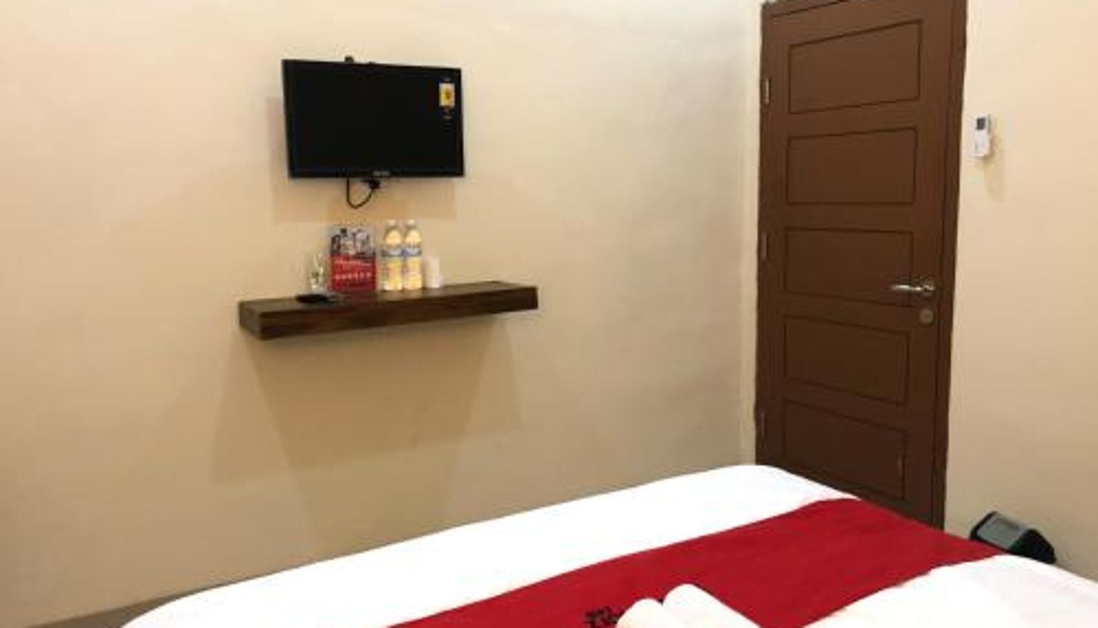Zimmer - RedDoorz Syariah at Jalan Pangeran Antasari 4 Lampung