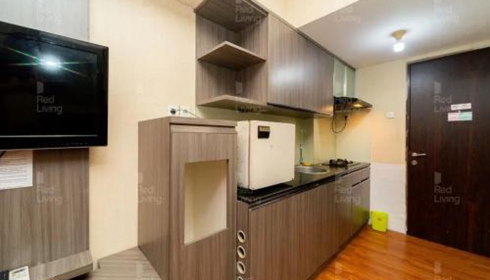 Apartment - RedLiving Apartemen Serpong Green View - Hapukh Room Tower B