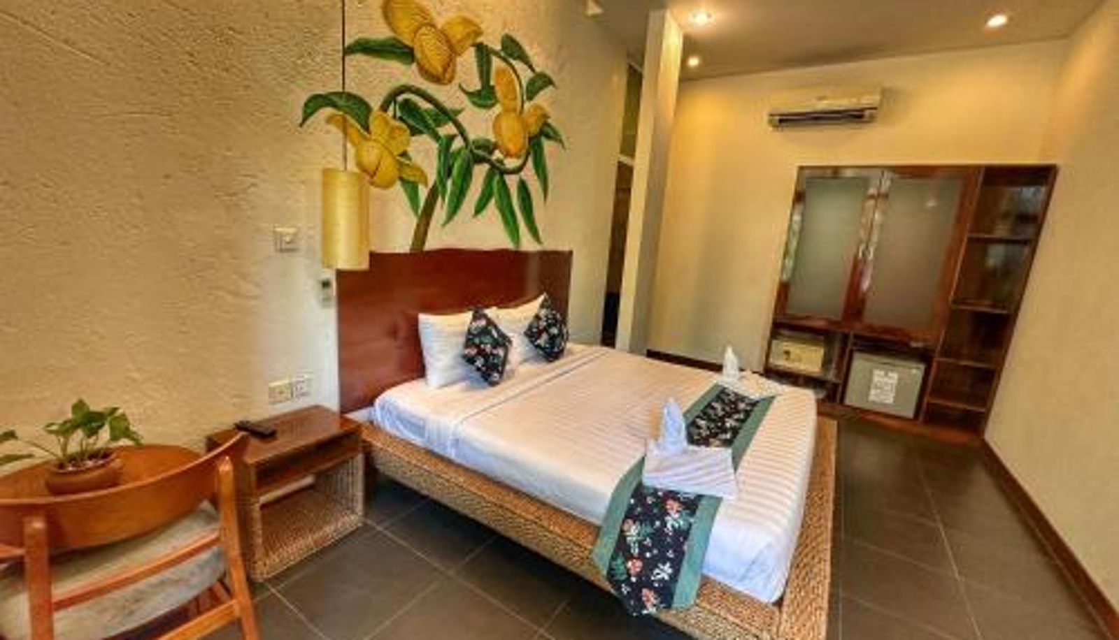 Pokój - Monsoon Riverside Hotel