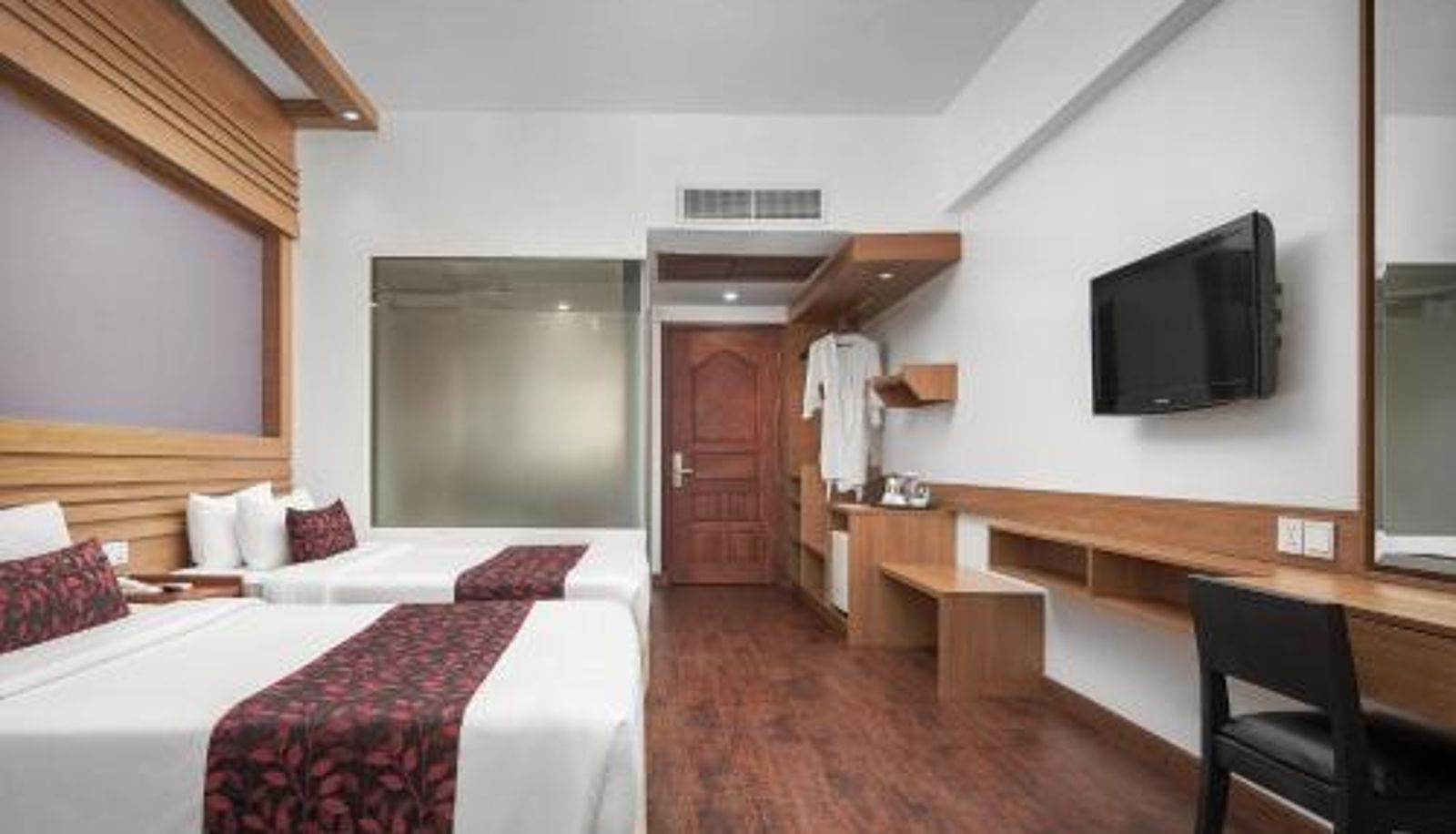Info - Ohana Phnom Penh Palace Hotel