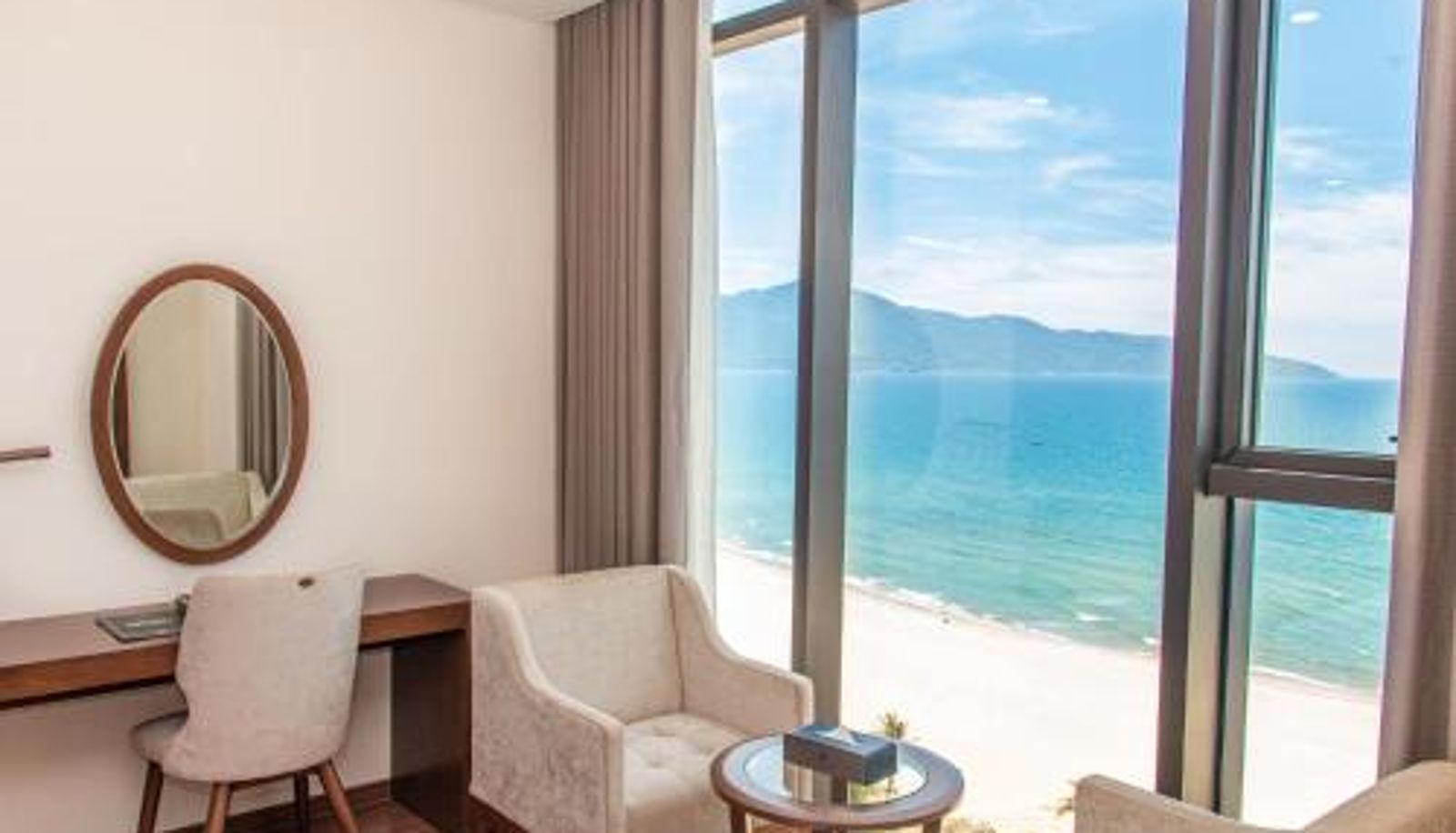 Triple room - Rosamia Da Nang Hotel - My Khe Beachfront Luxury