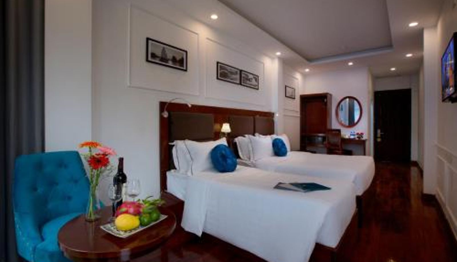 Familienzimmer - Antique Angel Hotel