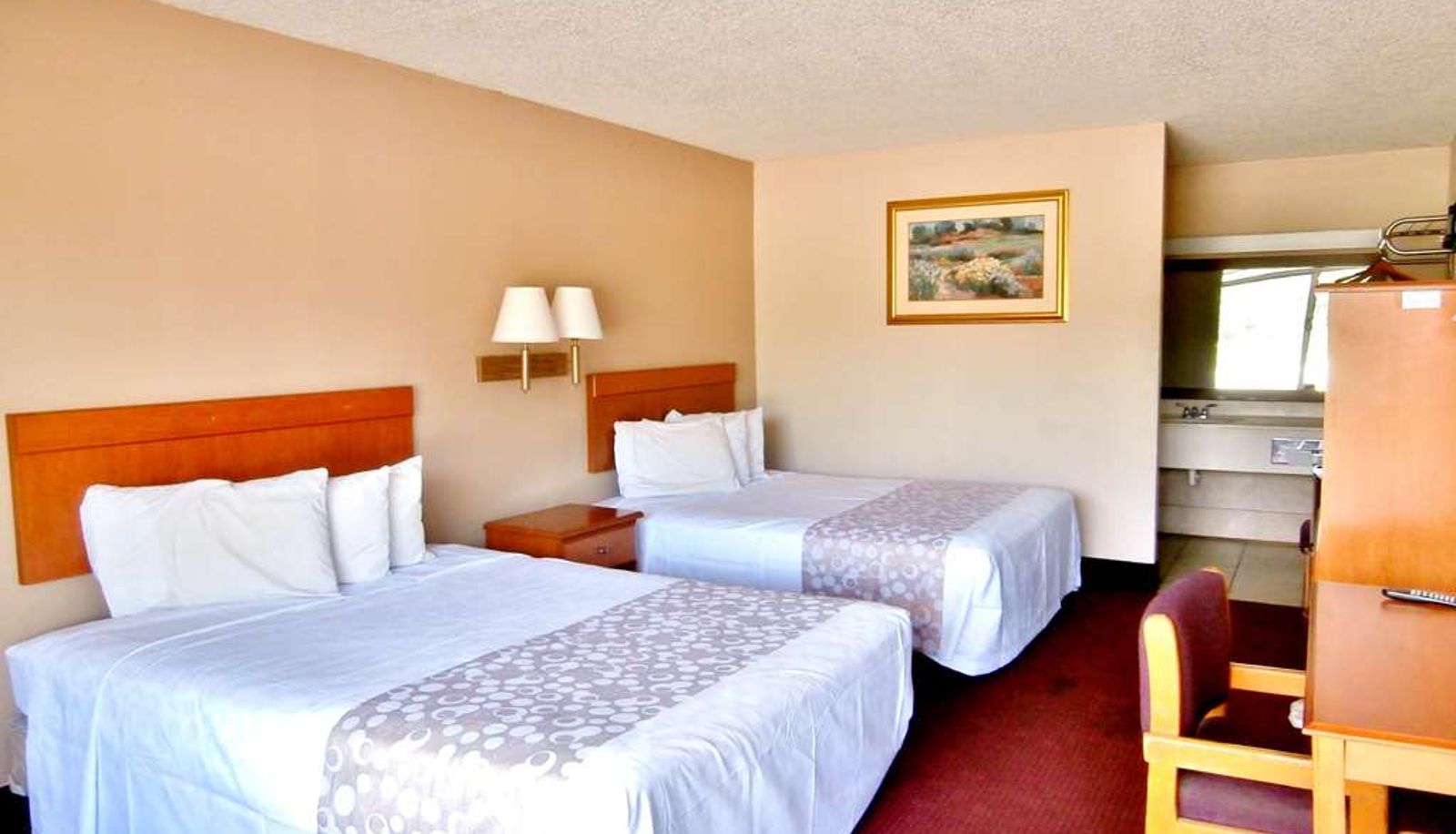 Quadruple room - Americas Best Value Inn Alachua
