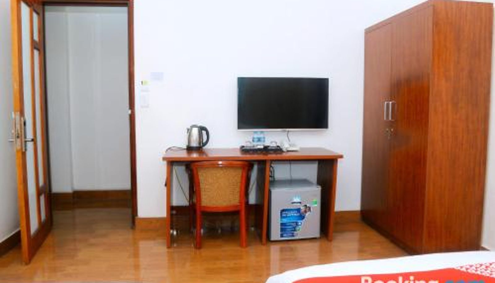 Zimmer - Luxury Airport Hotel Travel