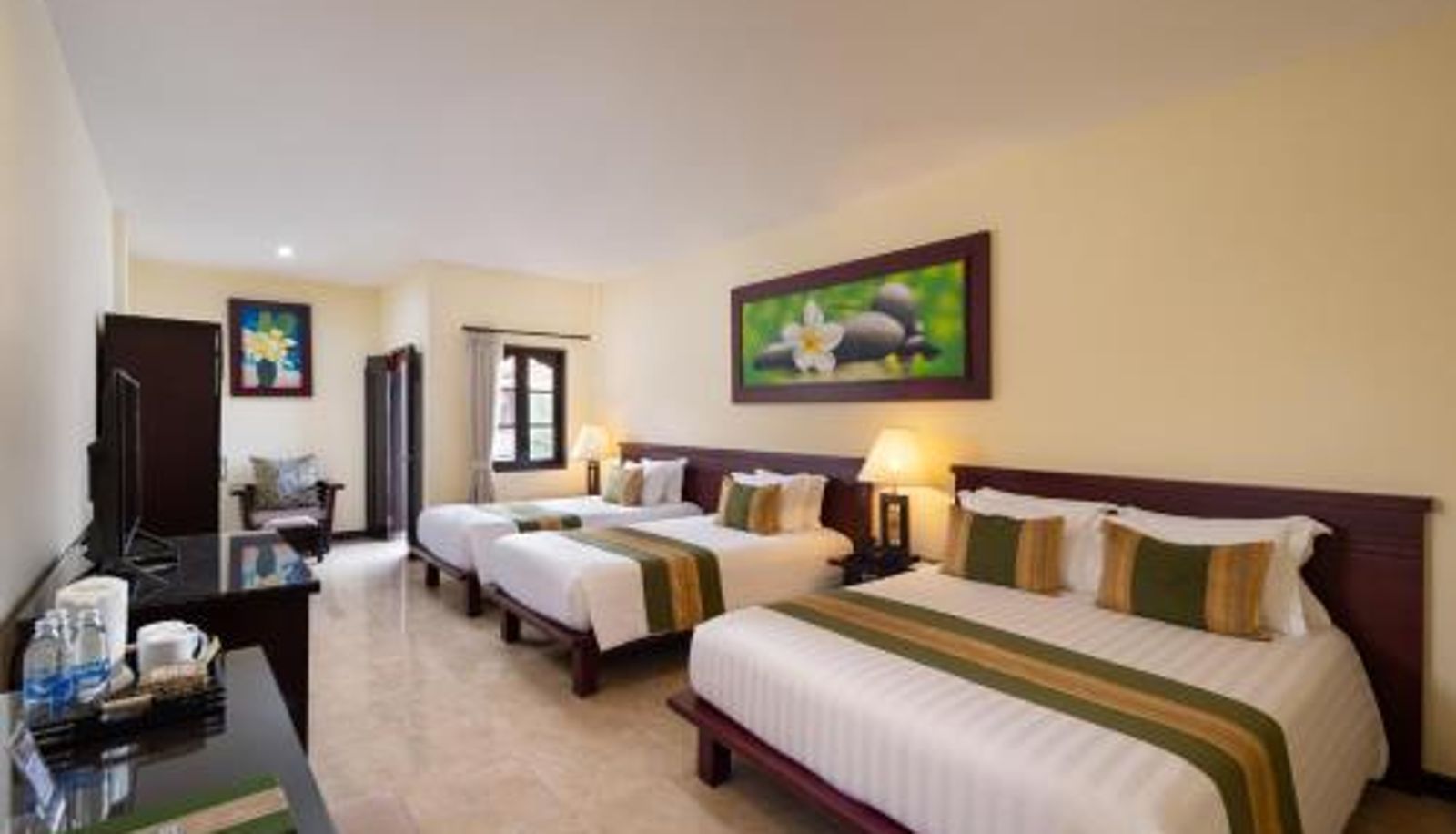 Family room - Adi Dharma Hotel Kuta