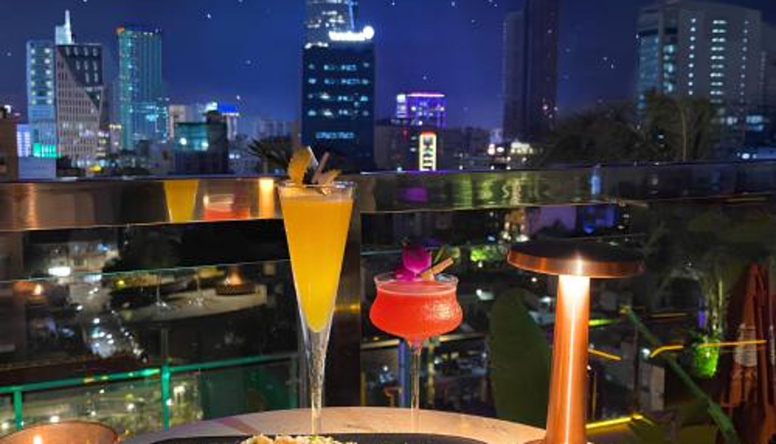 Zimmer - Happy Life Grand Hotel & Rooftop Skybar