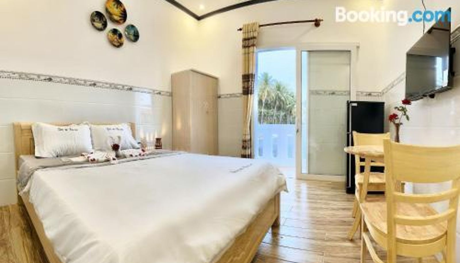 Standard room - Nhà Nghỉ 86 Hàm Tiến