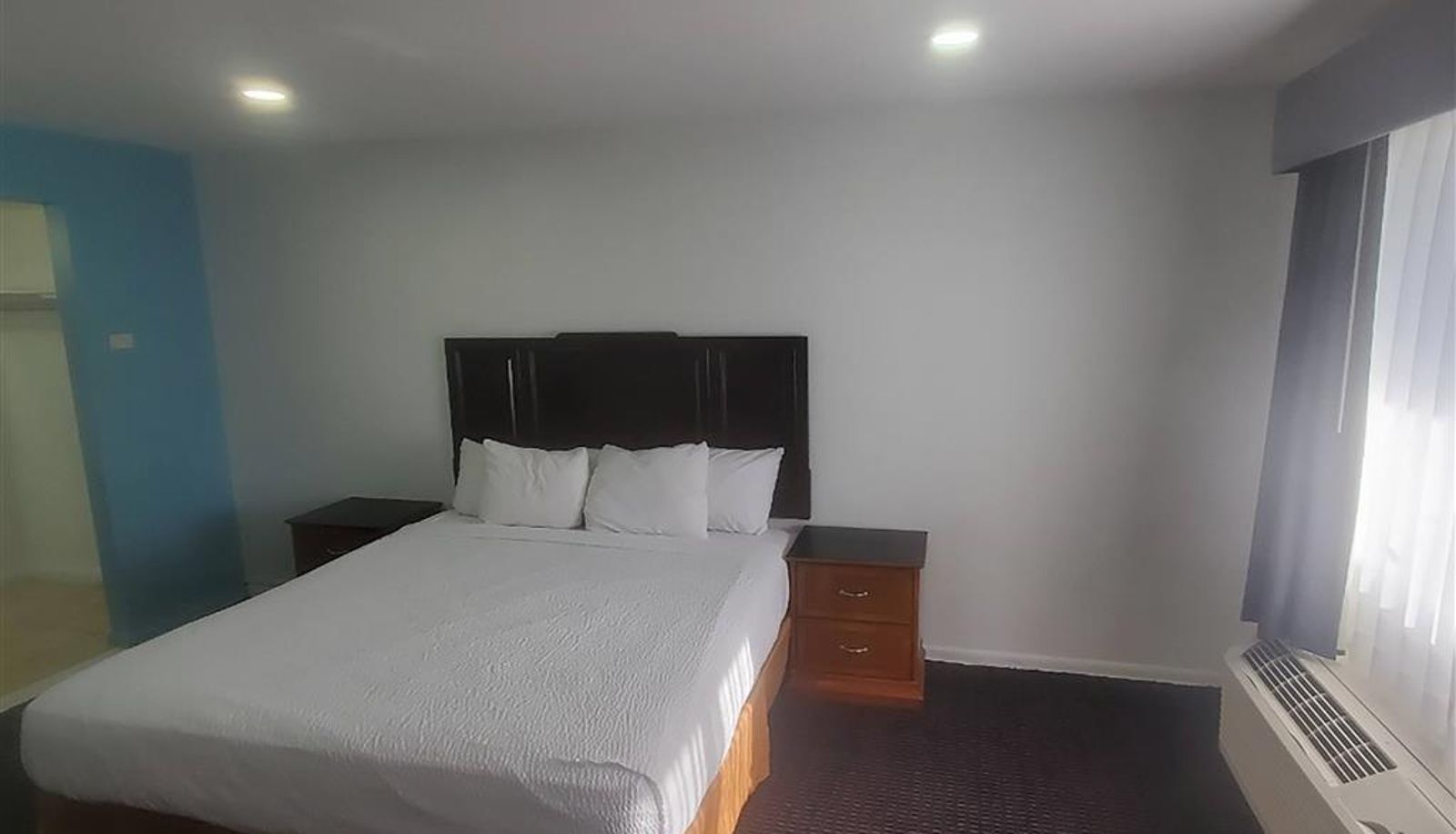 Room - Travelodge by Wyndham Livonia/Canton/Novi Detroit Area