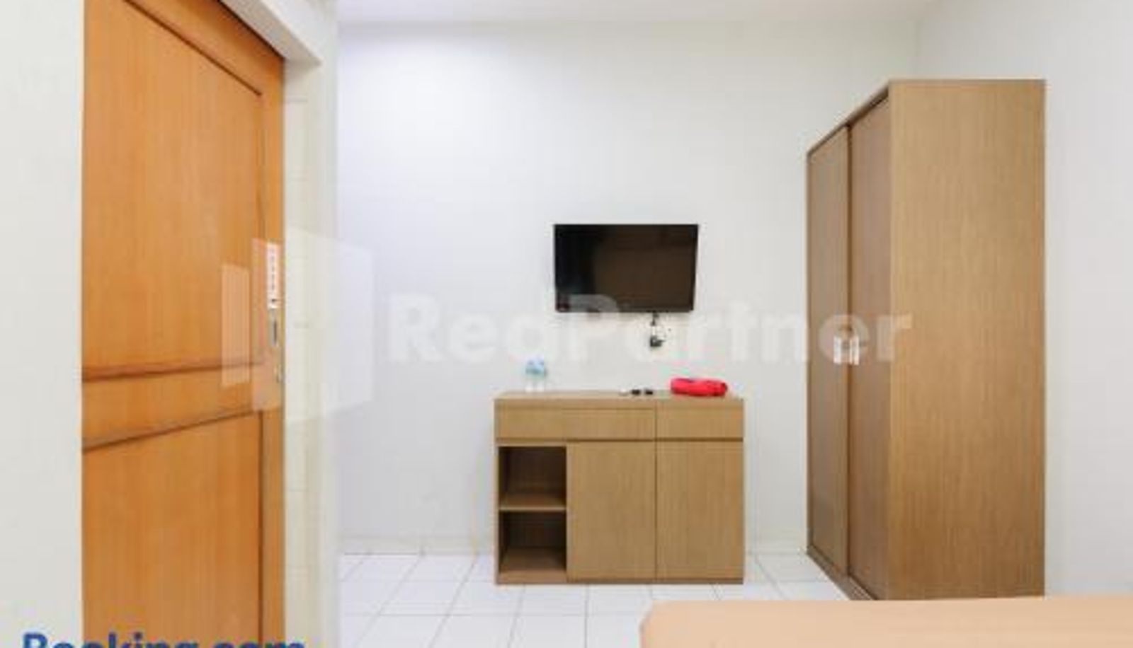 Kamer - Orange Garden 47 Mitra RedDoorz