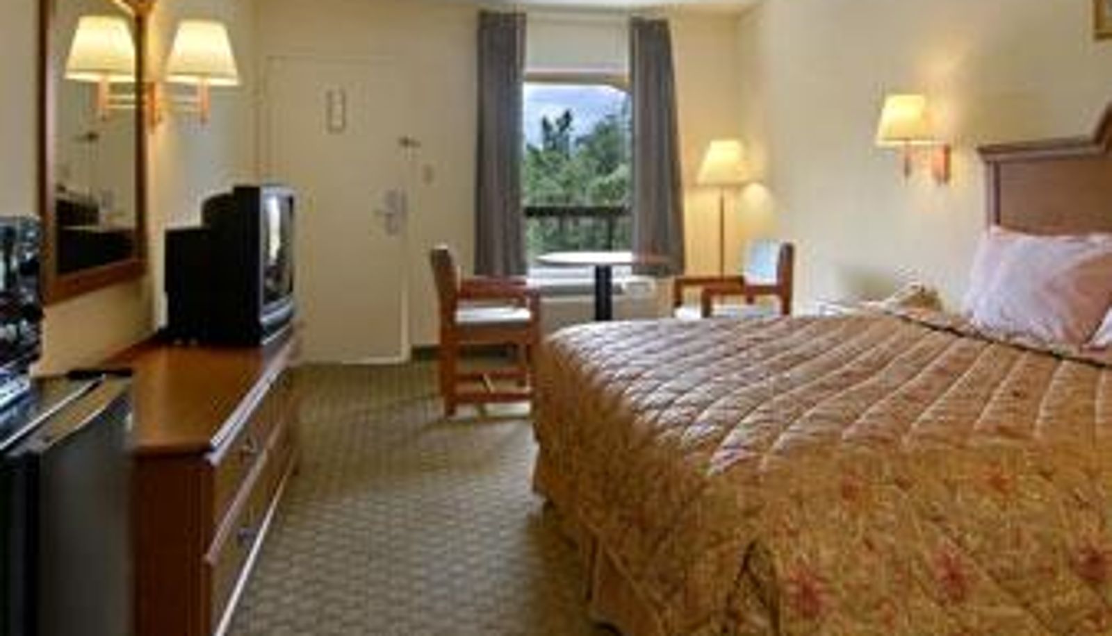 Zimmer - Days Inn by Wyndham Moss Point Pascagoula