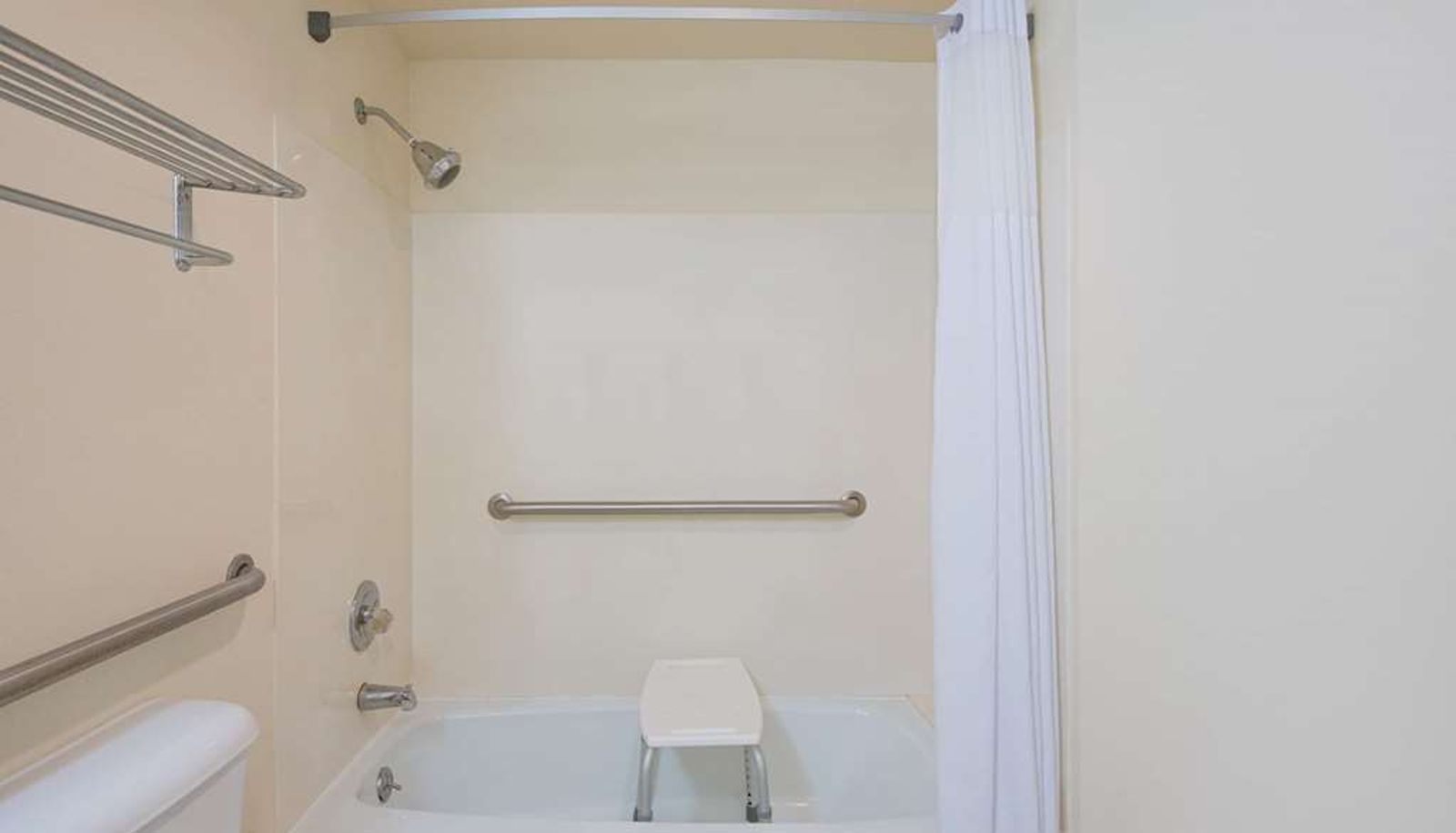 Pokój - Days Inn by Wyndham Fremont