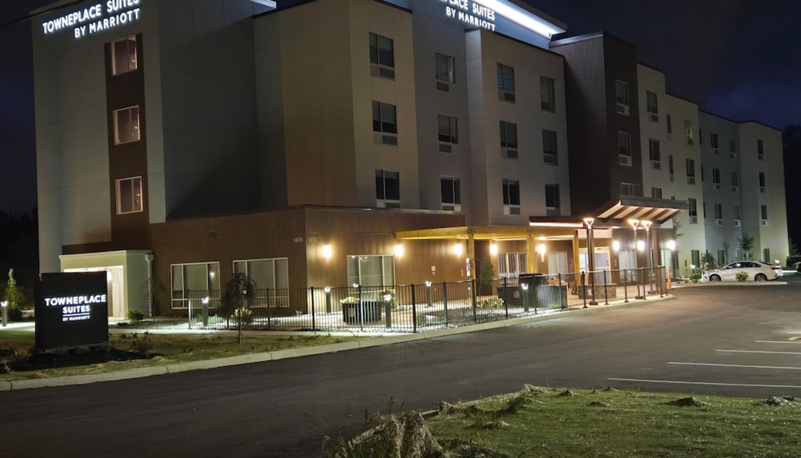 Info - TownePlace Suites by Marriott Youngstown North