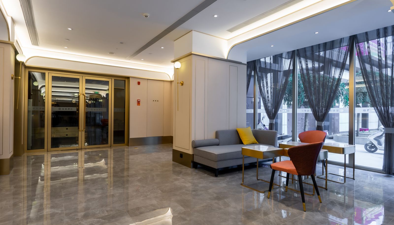 Zewnętrzna część hotelu - Xingcheng Tianshui Center Plaza Hotel