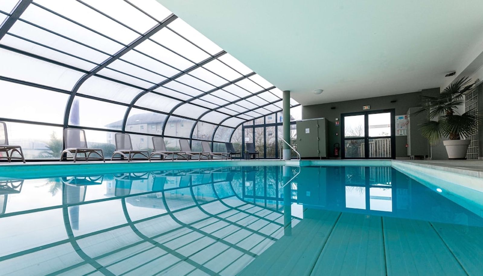 Piscina - KYRIAD PRESTIGE RESIDENCE CABOURG - Dives-sur-Mer