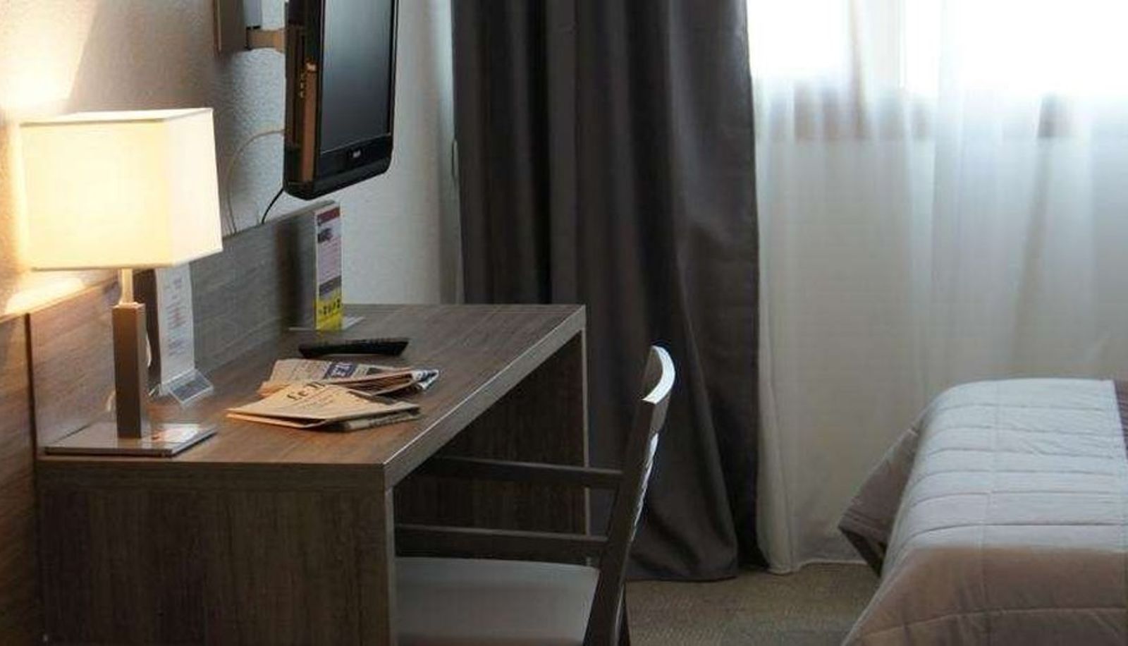 Chambre - KYRIAD LYON EST - Genas Eurexpo