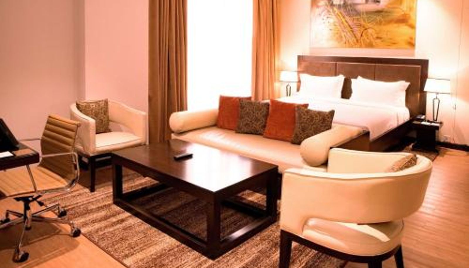 Room - DoubleTree by Hilton Nairobi