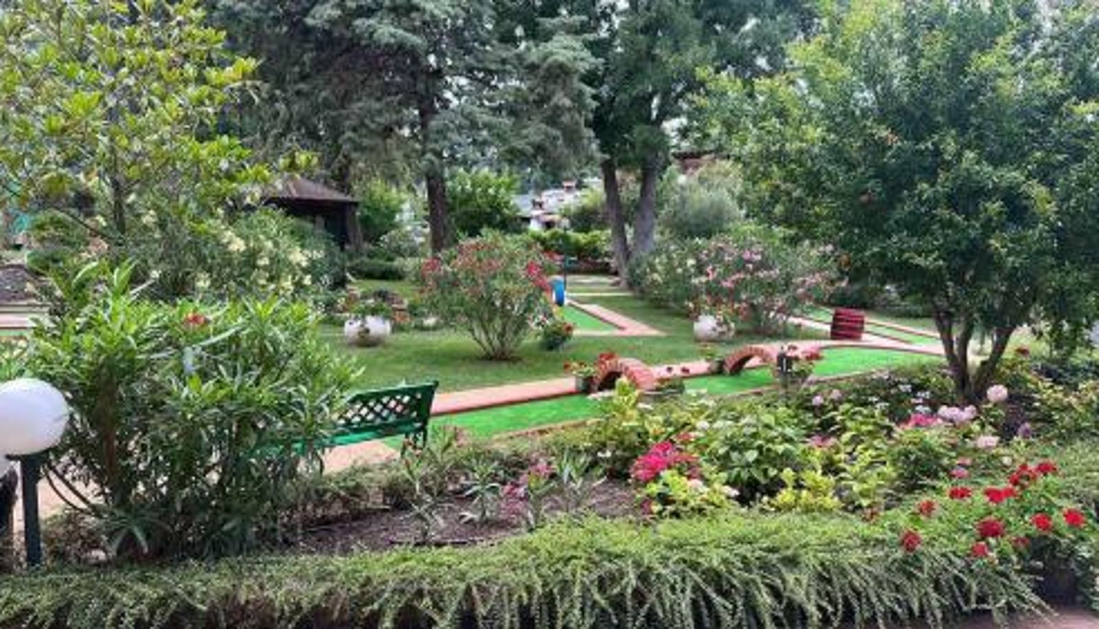 Info - Oleander House and Tennis Club
