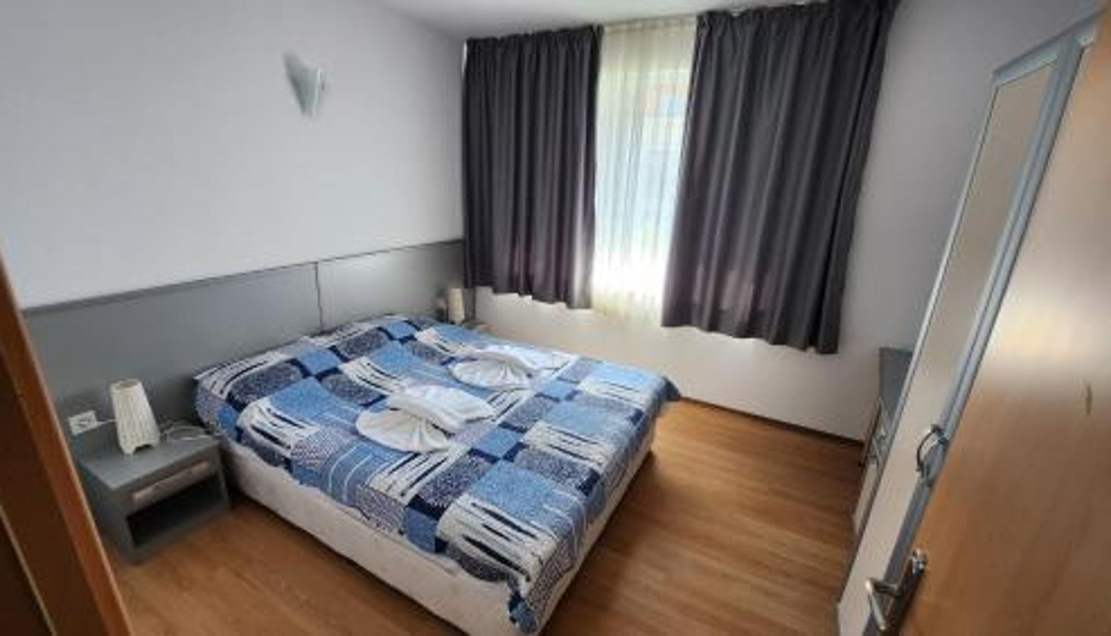 Zimmer - Nushev Hotel