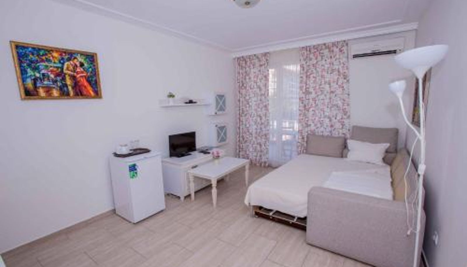 Suite - The Step Family Hotel