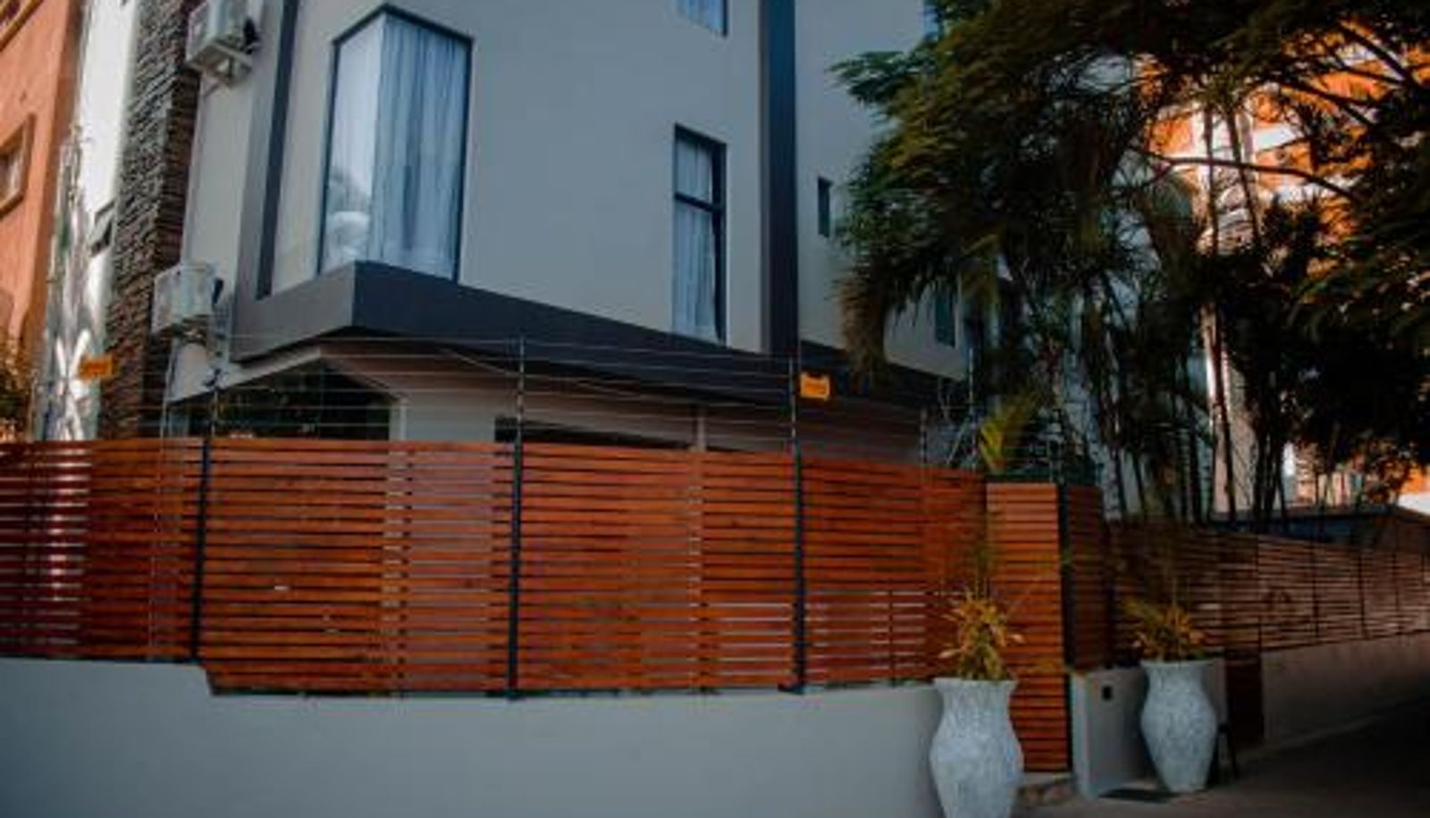 Info - Terra Guest House