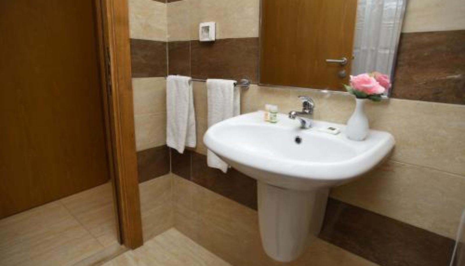Badezimmer - Downtown Tunis Hotel