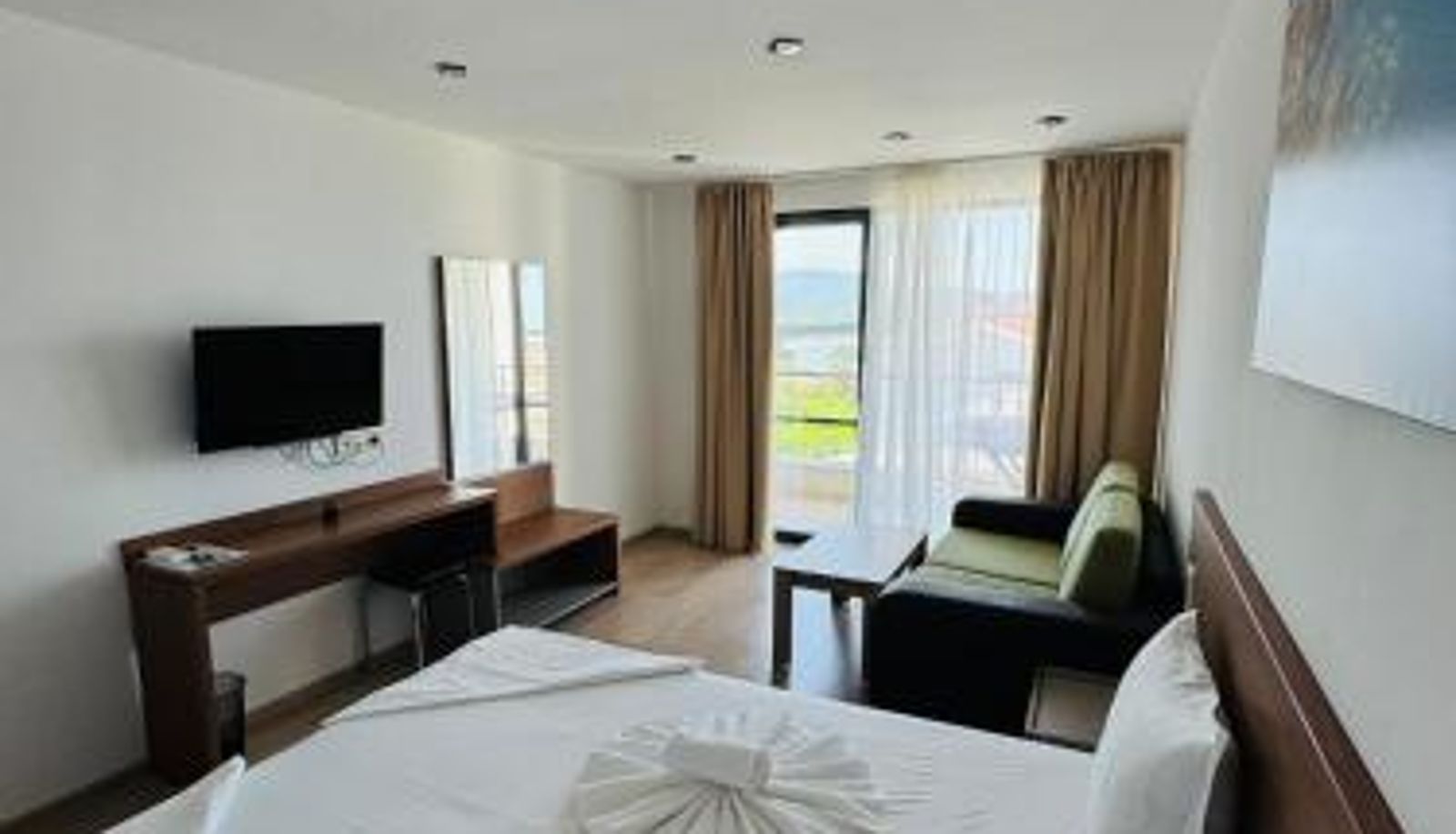 Info - Family Hotel Serenity Palace
