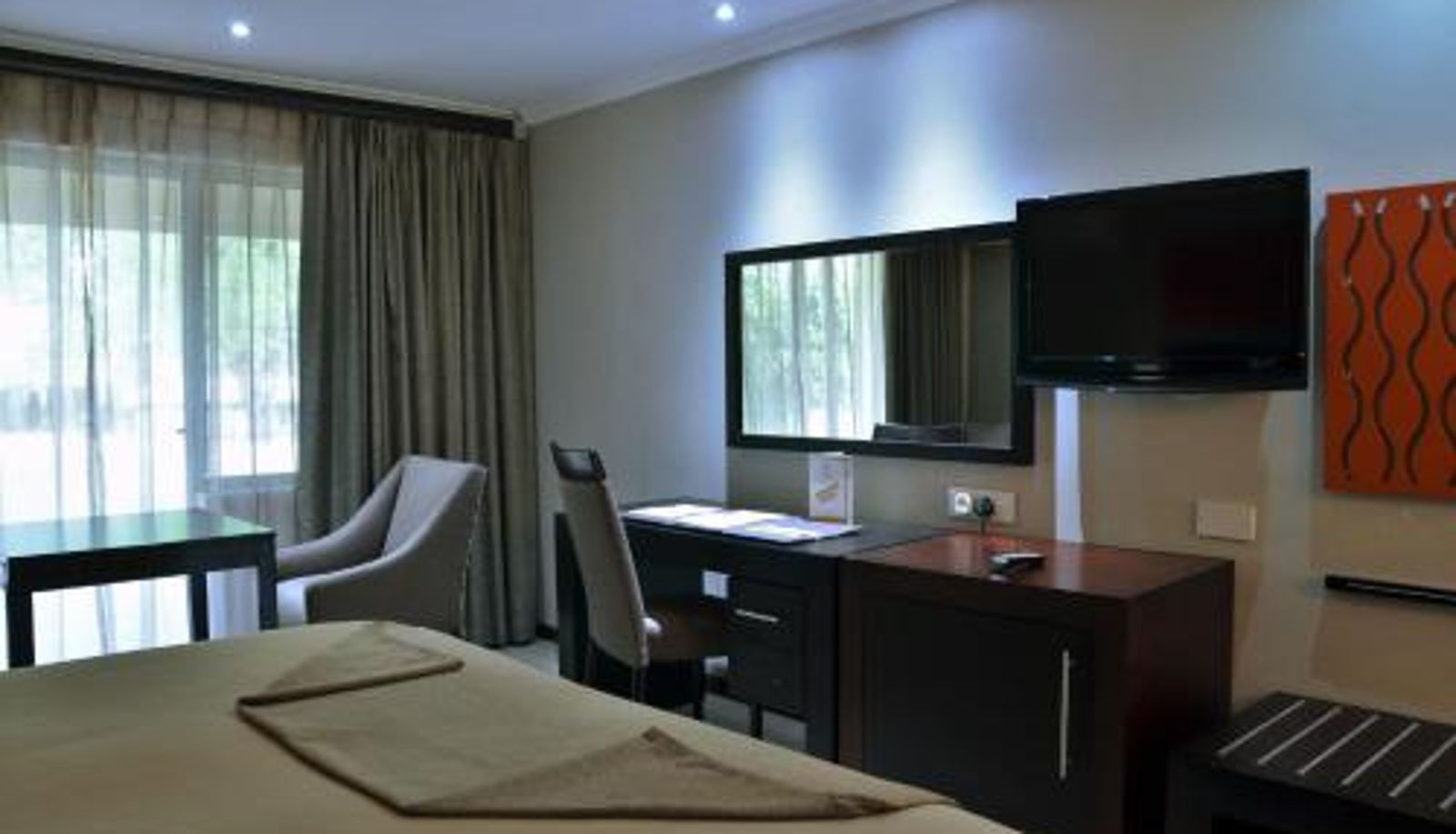 Zimmer - Cresta Riley's Hotel