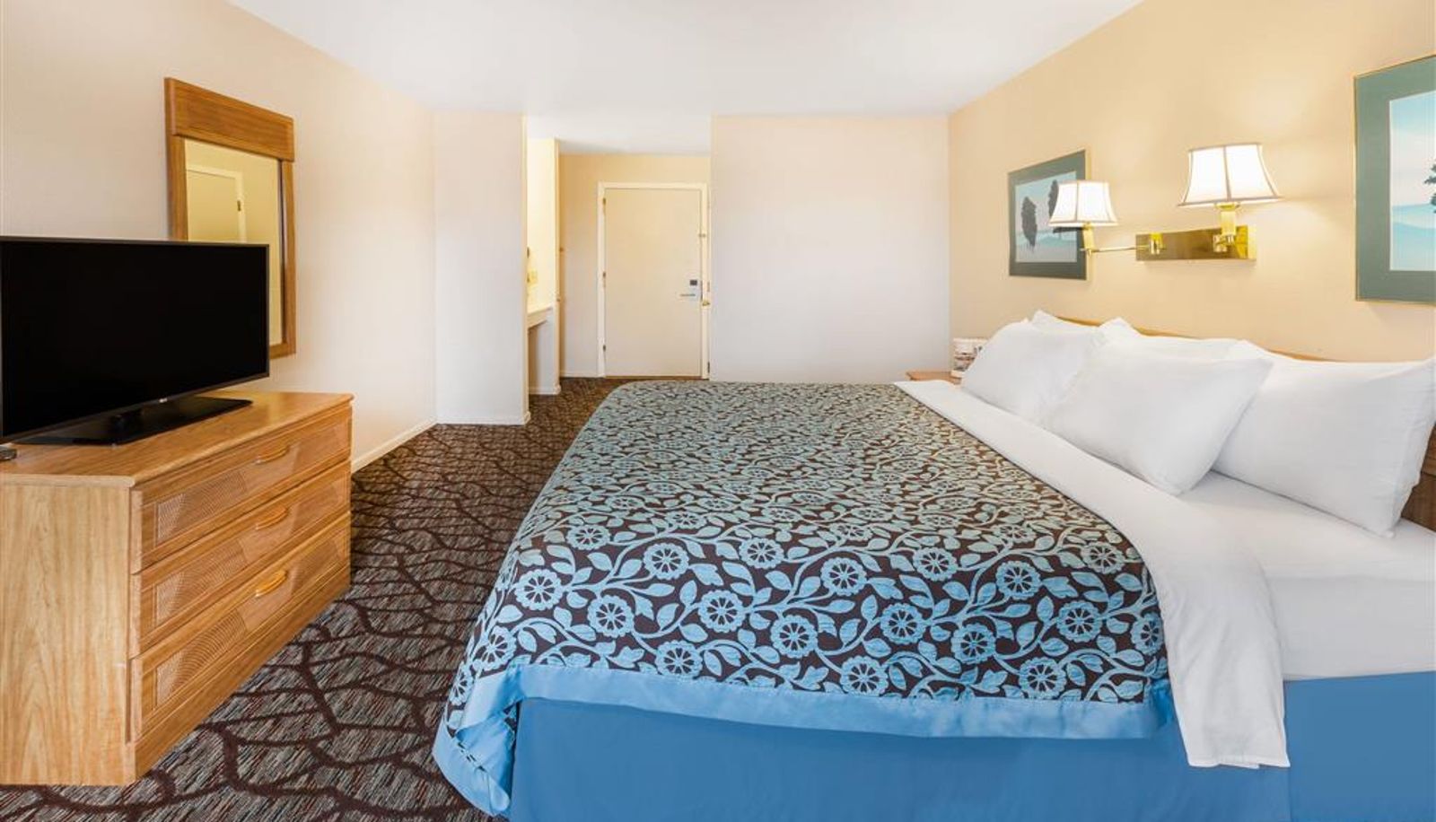 Room - Baymont by Wyndham Manistee