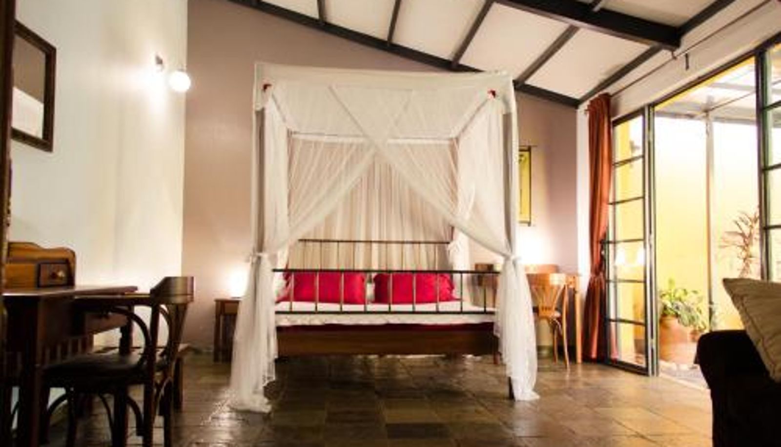 Suite - Hotel Le Bougainviller Kampala