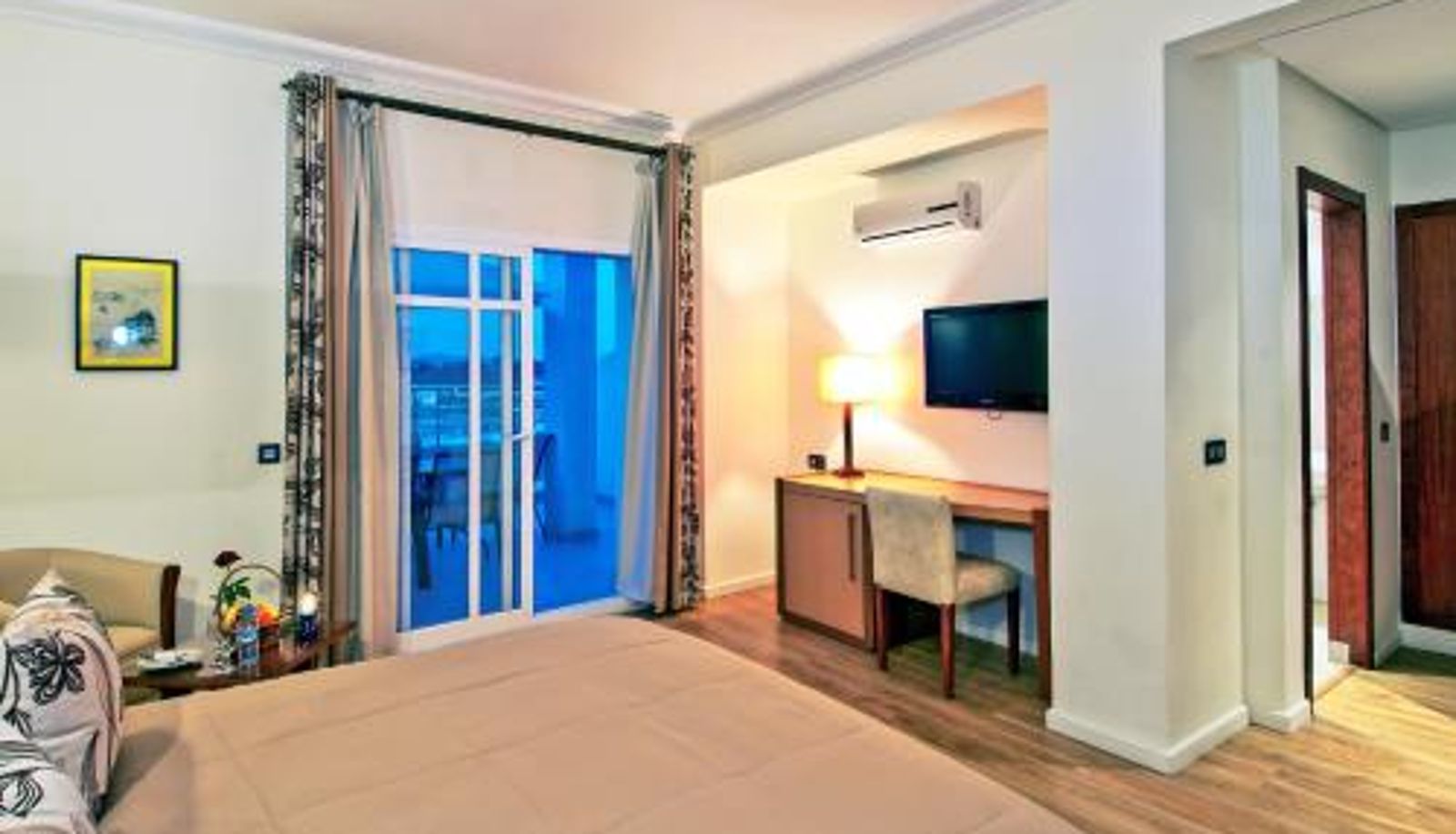 Zimmer - Across Hotels & Spa