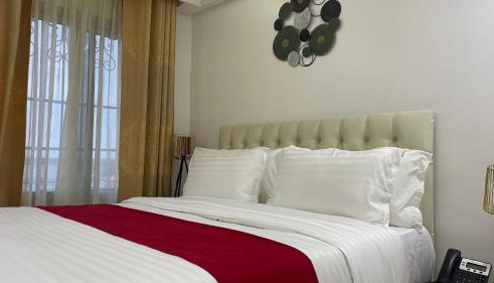 Info - Saint James Marguerita Hotel Douala