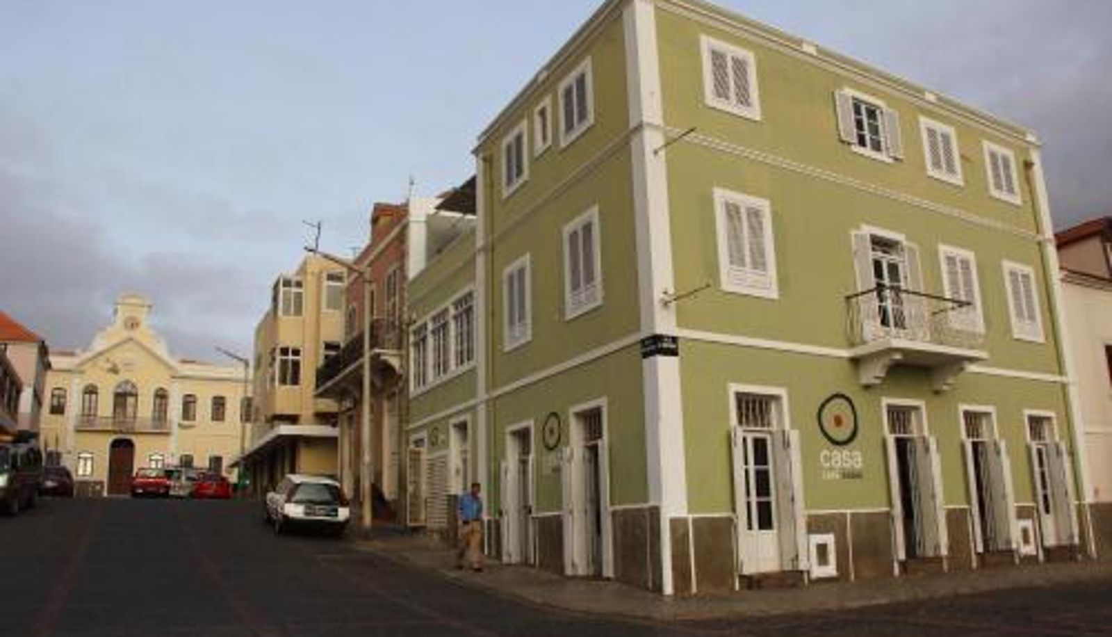 Buitenruimte van het hotel - Casa Café Mindelo