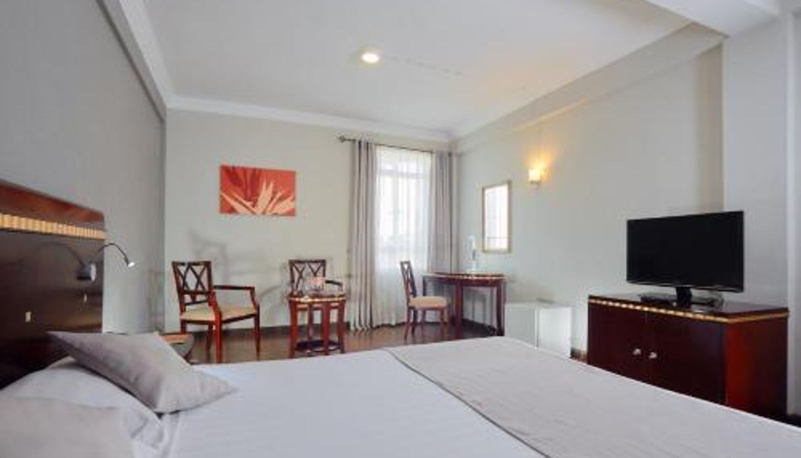 Informacje - Gold Crest Hotel