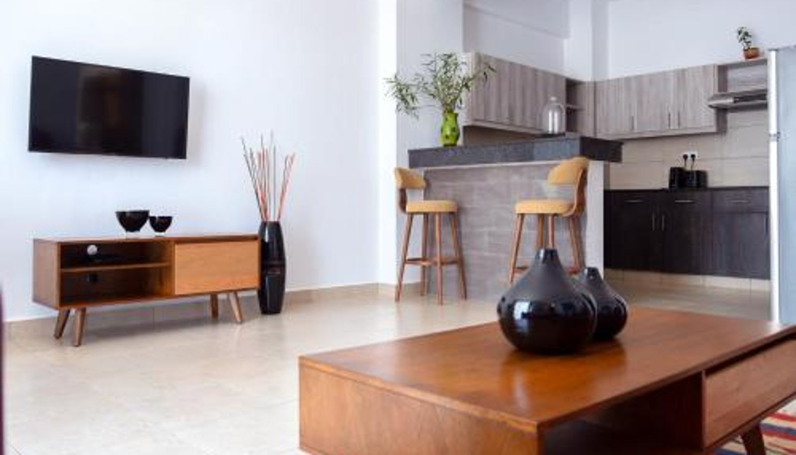 Apartment - L'Aziz Suites - Near Aga Khan Hospital