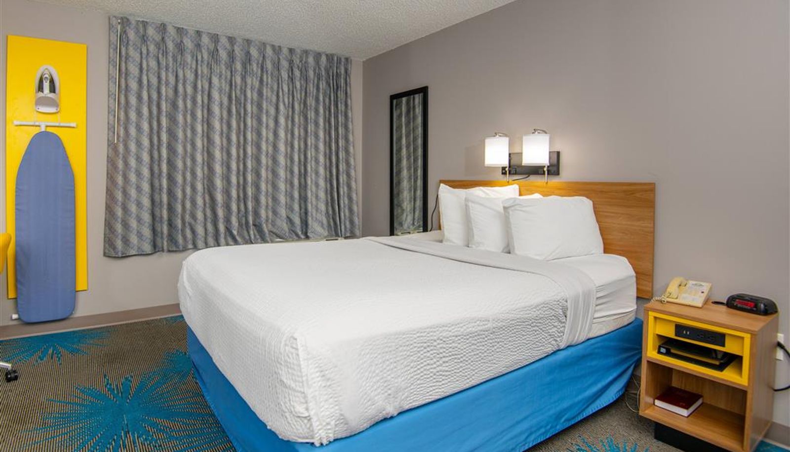 Room - Days Inn by Wyndham Coeur d'Alene