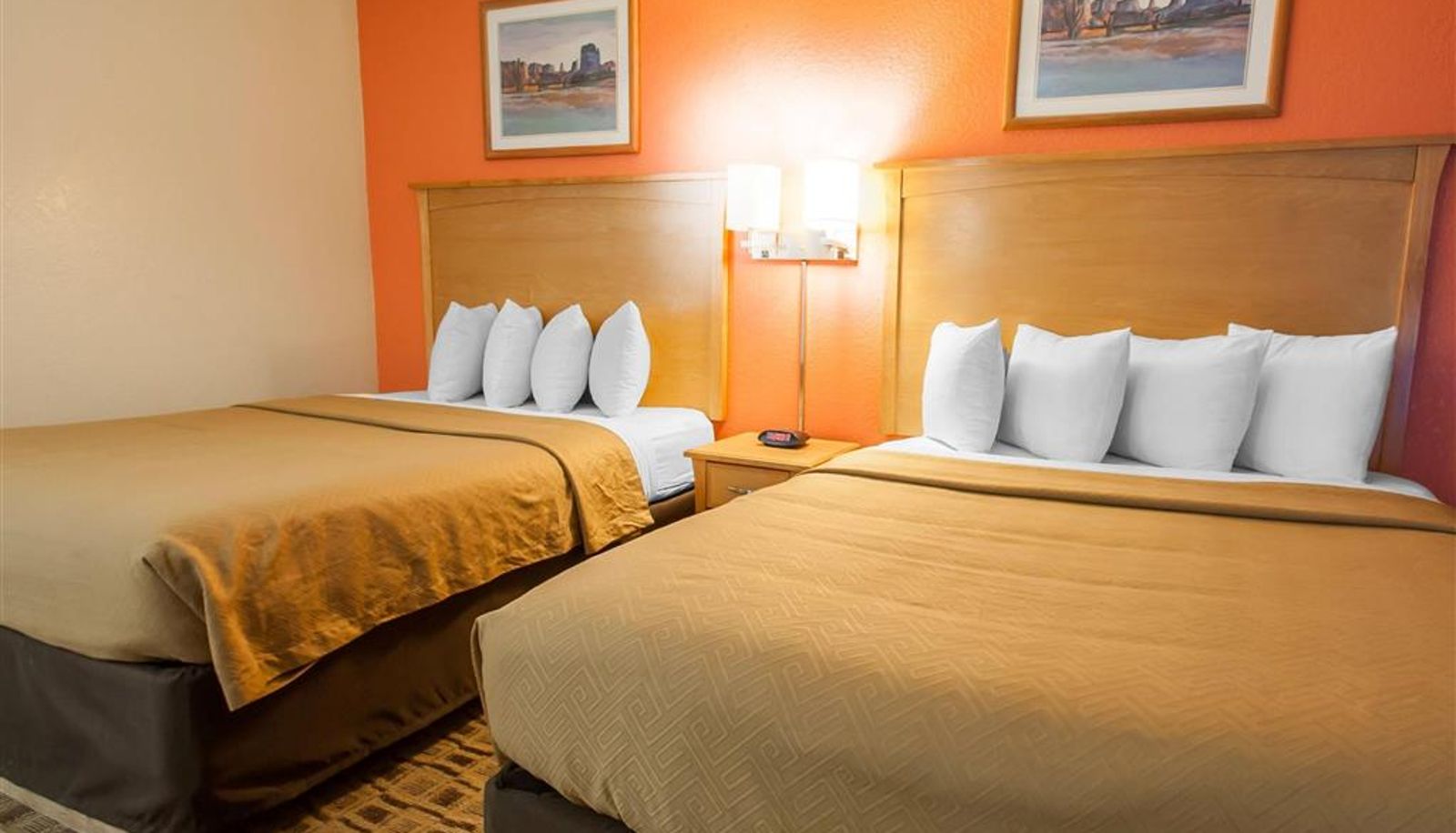 Room - Econo Lodge Kansas City Downtown North