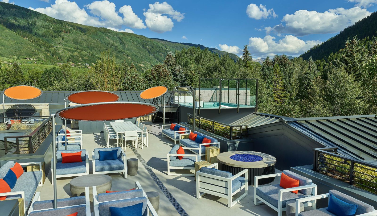 Bar - The Sky Residences at W Aspen