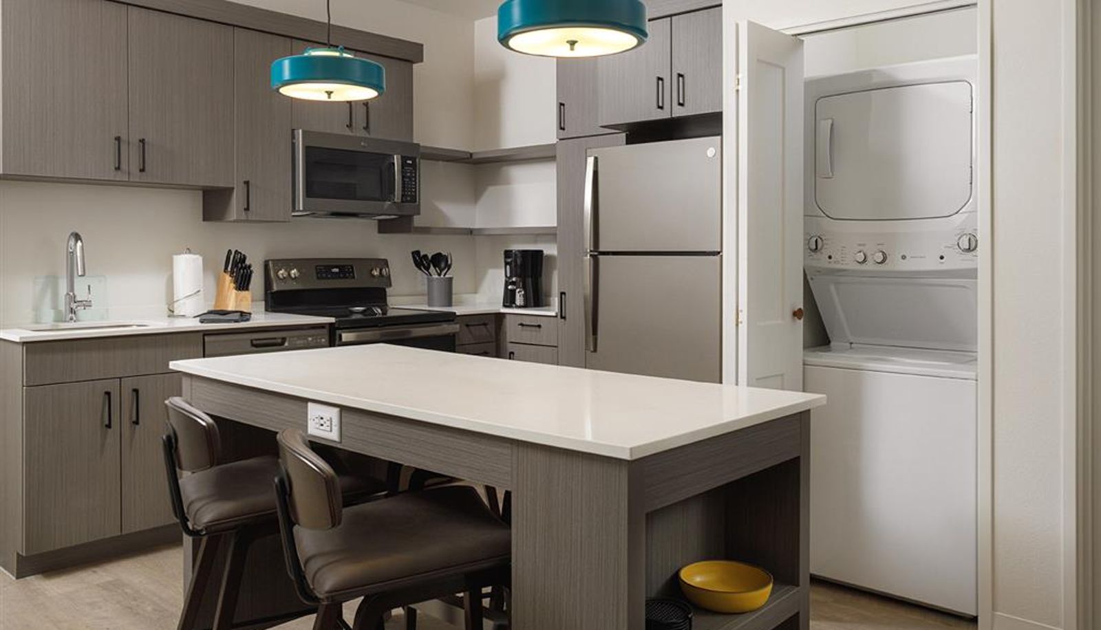 Kamer - WaterWalk Boise Meridian