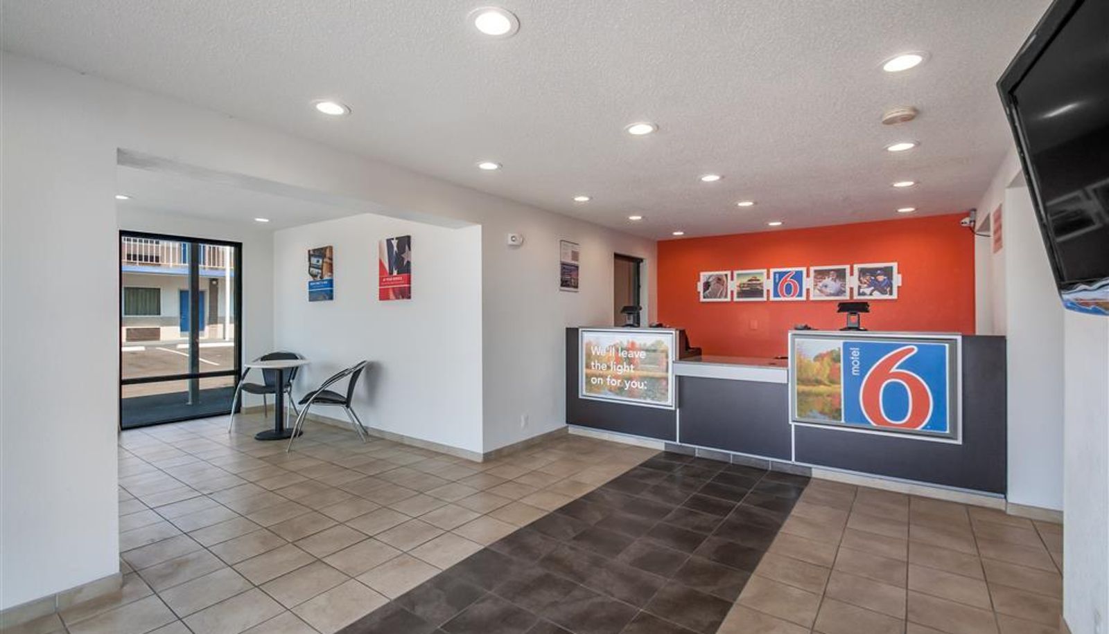 Salón - MD - Fort Meade Motel 6 Odenton