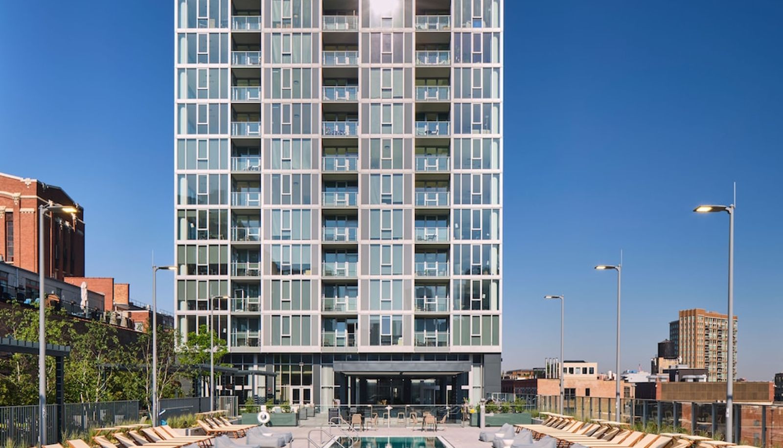 Pool - Level Chicago - River North