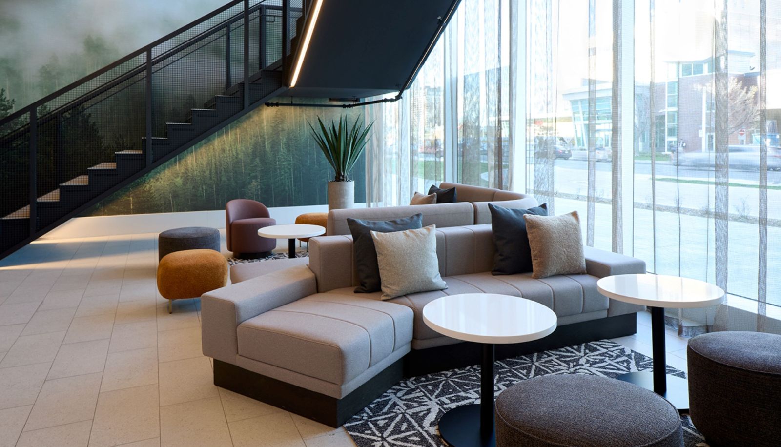 Lobby - Courtyard by Marriott Laval