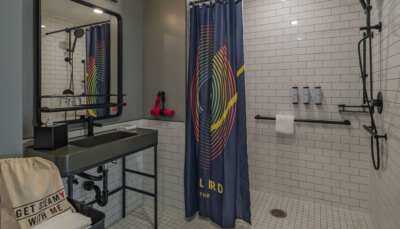 Room - Moxy Phoenix Downtown