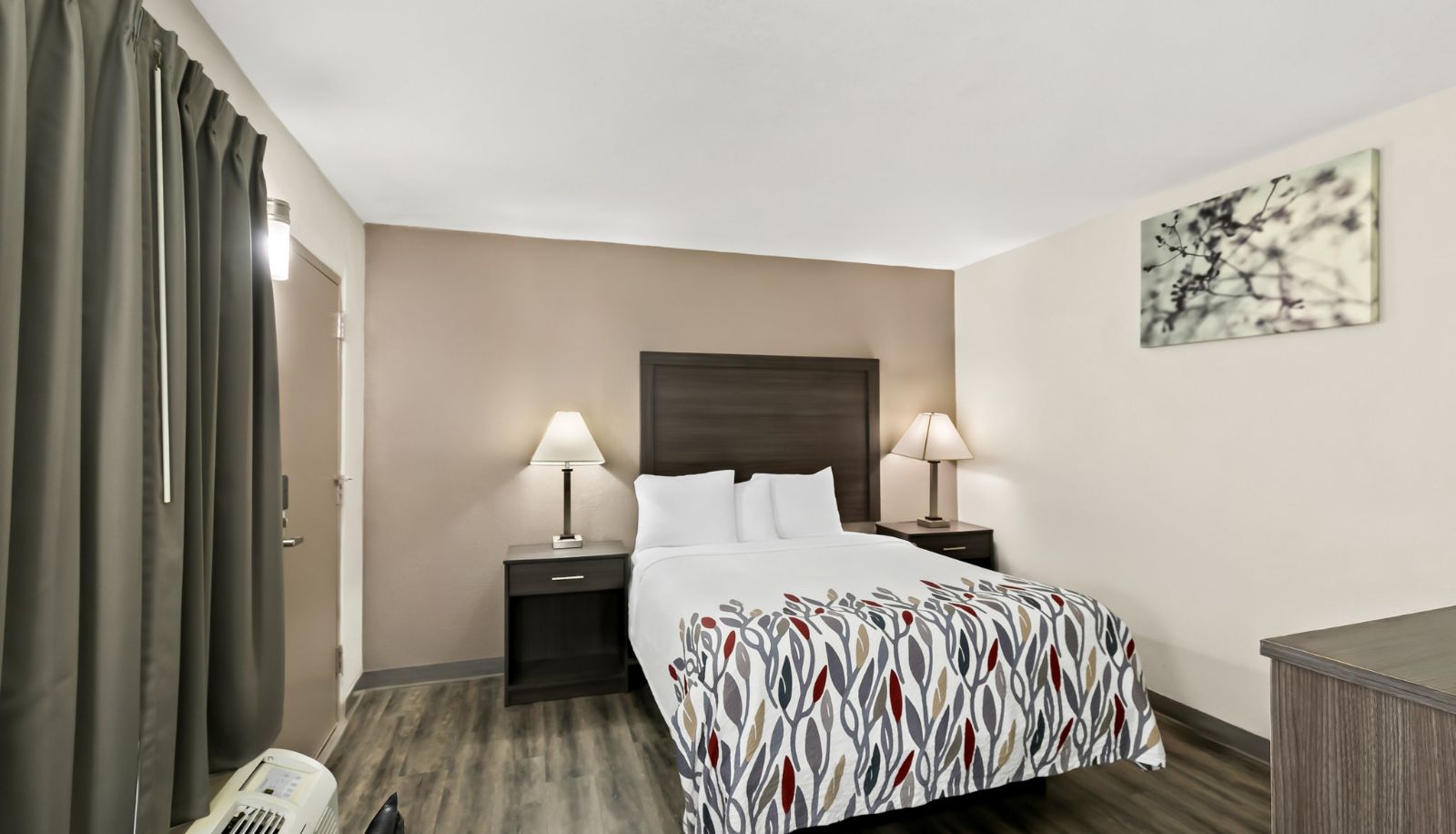 Room - Red Roof Inn & Suites Duncan