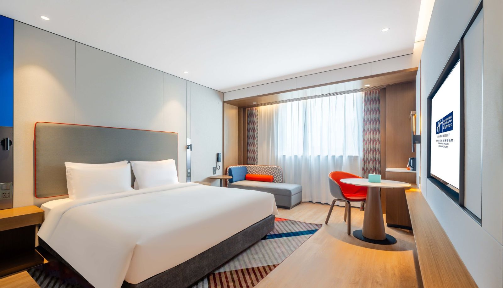 Room - Holiday Inn Express SHANGHAI PUJIANG LIANHANG ROAD by IHG