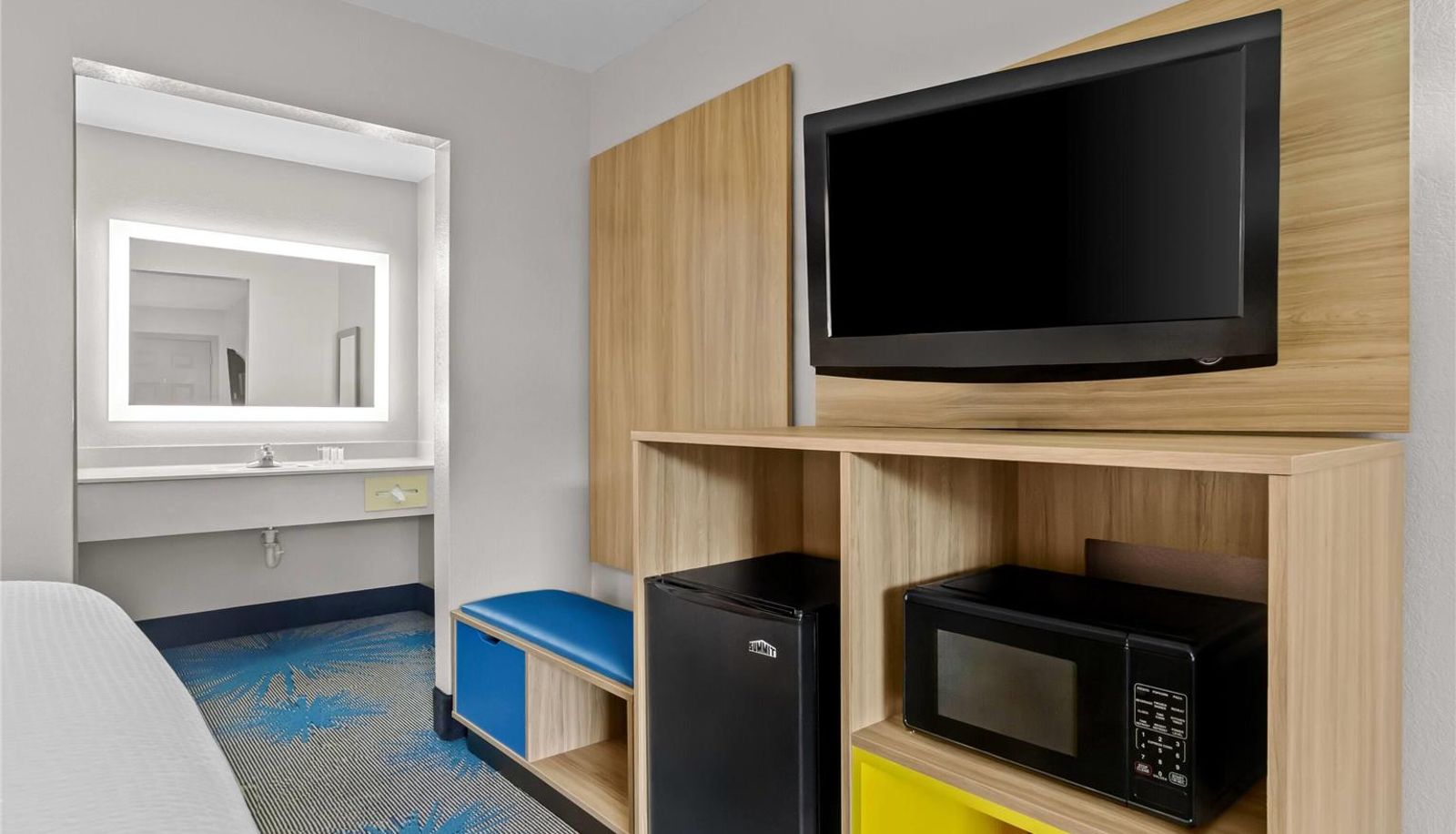 Zimmer - Days Inn by Wyndham Ocean Springs
