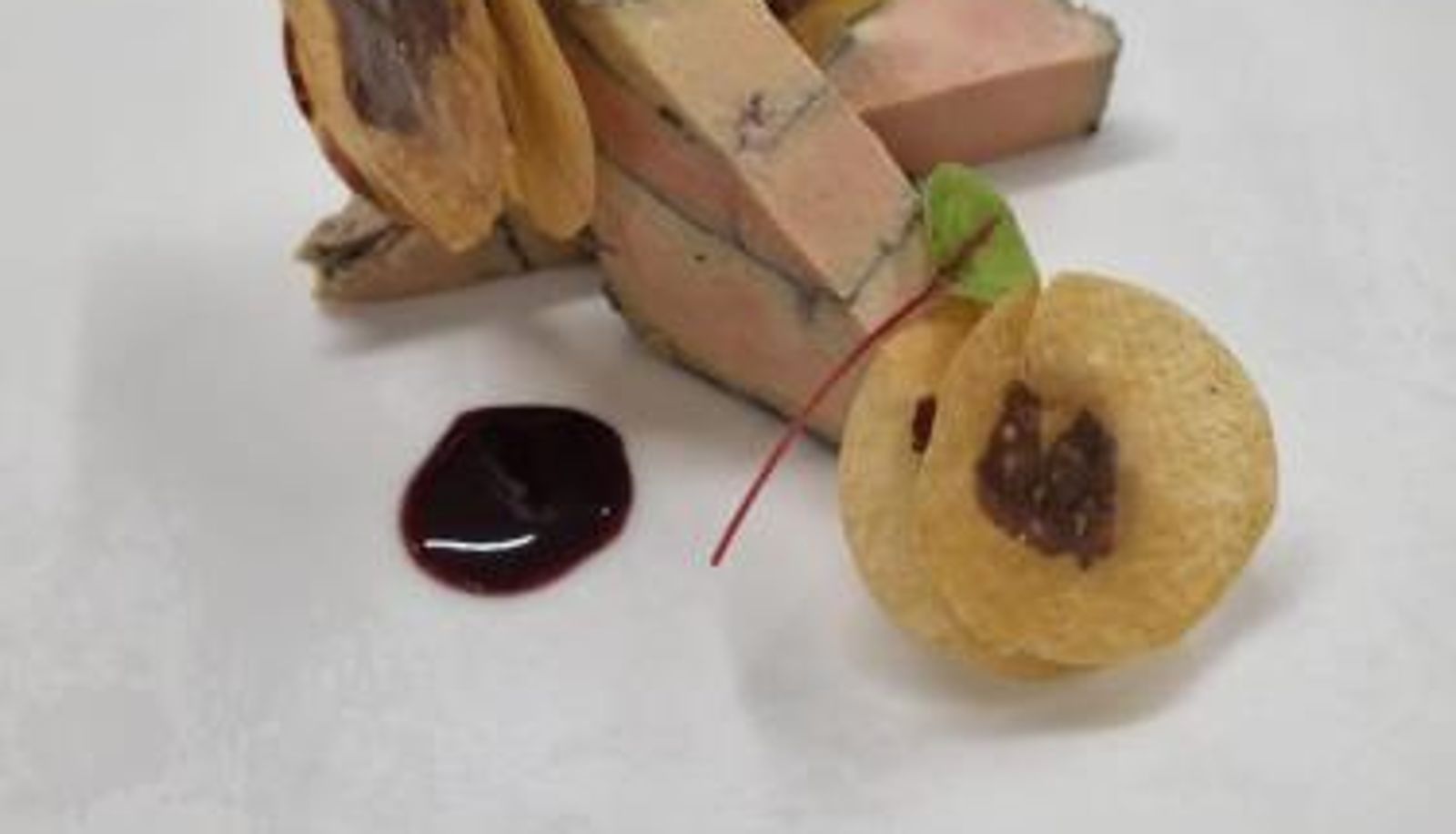 Salle de petit-déjeuner dans le restaurant - Auberge Côté Rivière