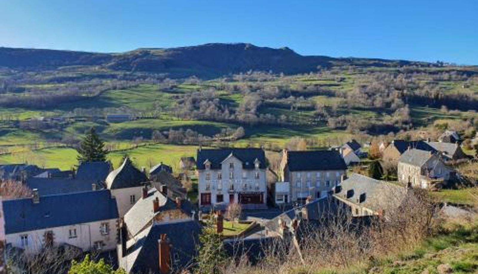 Información - Grand Hotel de la Vallée